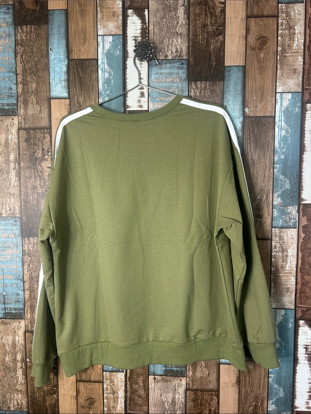Army green white striped sleeve oversized sweatshirt - Picture 11 of 12